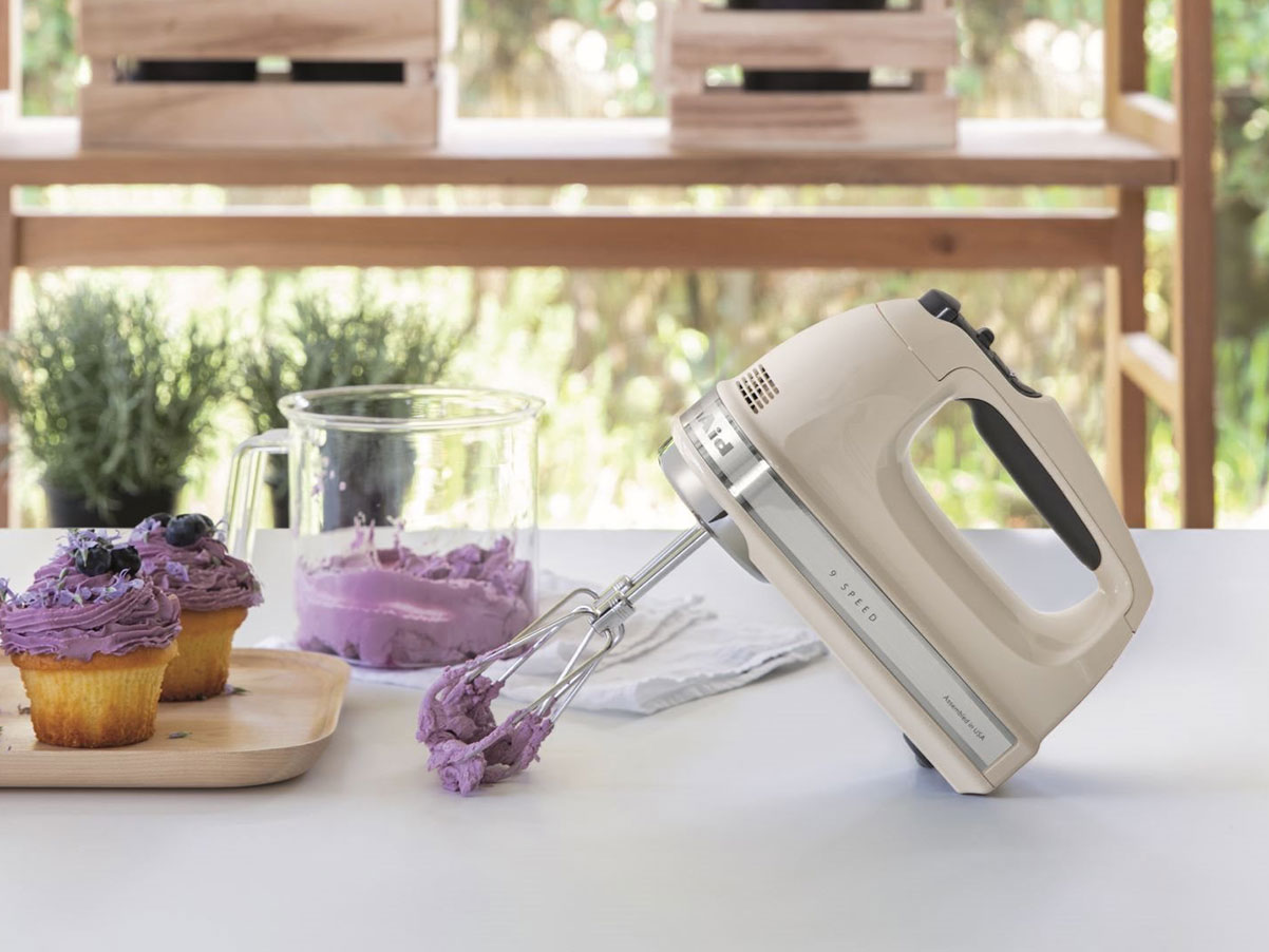 KitchenAid 9-Speed Hand Mixer Review: Adequate Performance