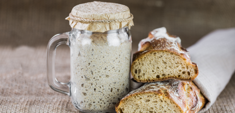 How to prepare sourdough starter at home