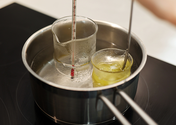 Bain Marie Technique: What it means and how to use it