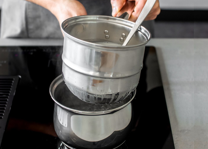 Bain Marie Technique: What it means and how to use it
