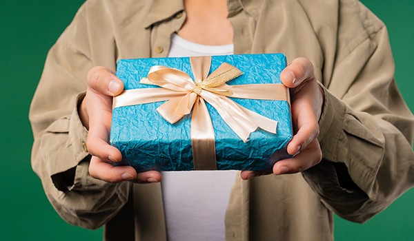Idee regalo per la casa nuova: Le 20 proposte più pratiche 