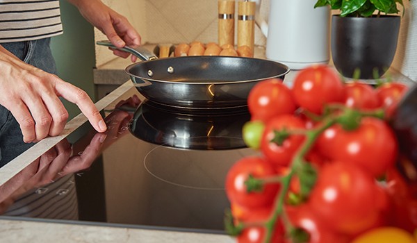 Pentole per induzione: come sceglierle e riconoscerle